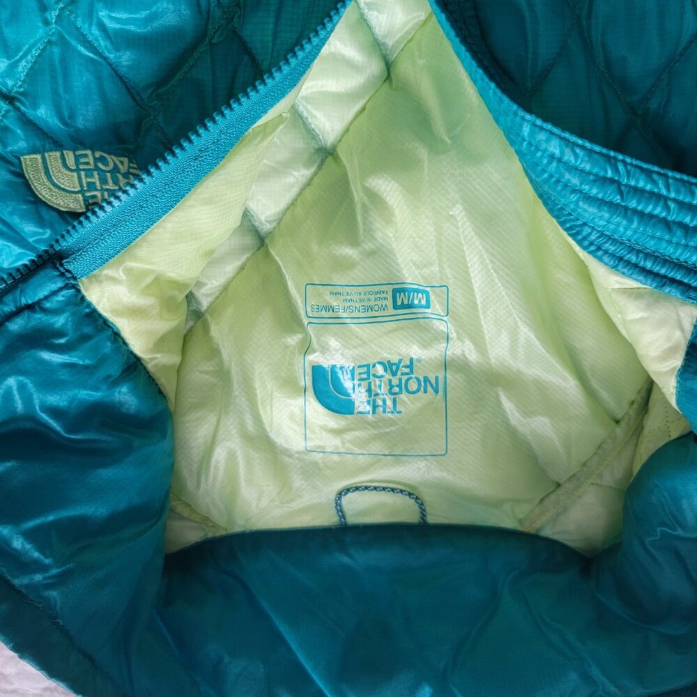NORTHFACE Jacket - Picture 3 of 3